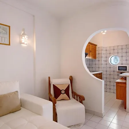 Apartment T1 Antonio Henriques