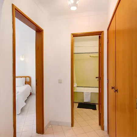 T1 Antonio Henriques Apartment *